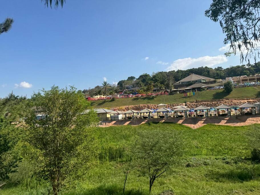 Casa Dentro Parque Aquatico Villa Águas de Lindóia Exterior foto